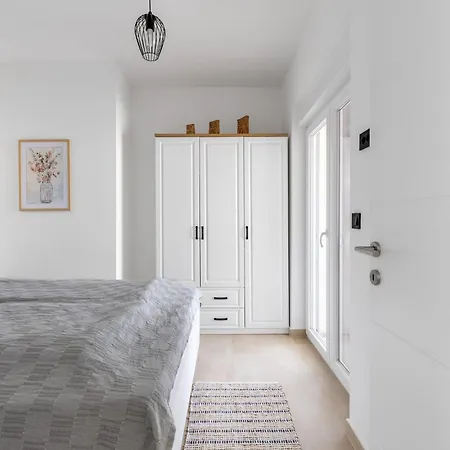 Semesterbostad Beyla By Interhome